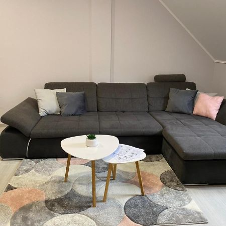 Star Apartman 잘레크세니 외부 사진