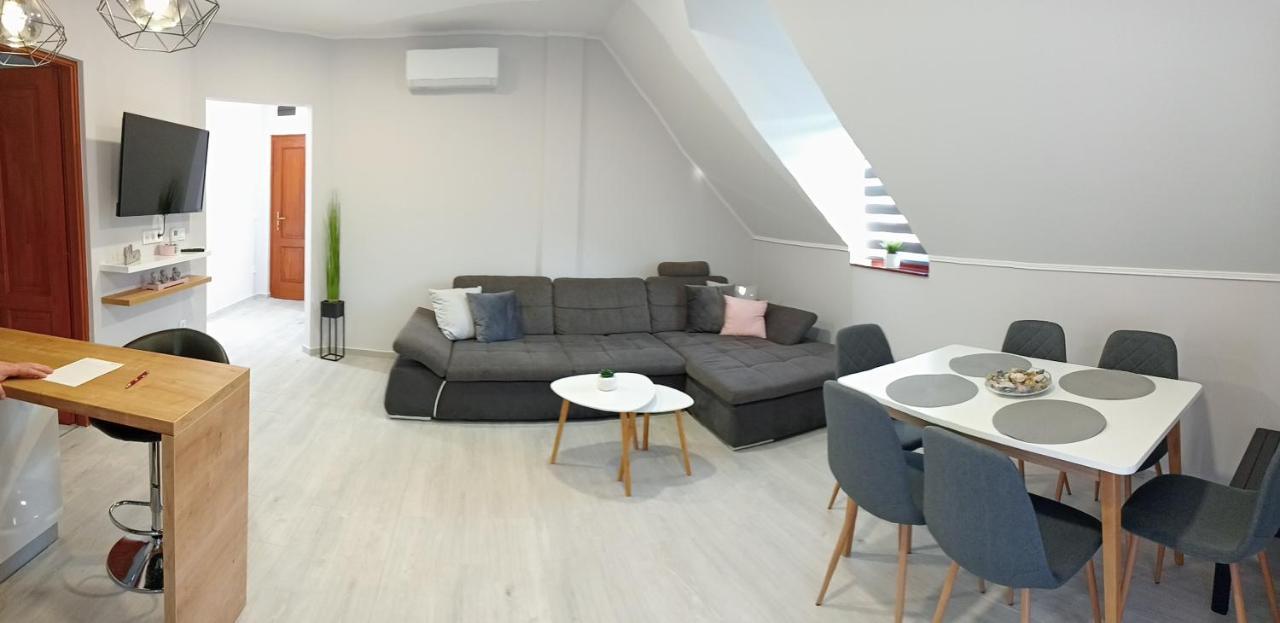 Star Apartman 잘레크세니 외부 사진